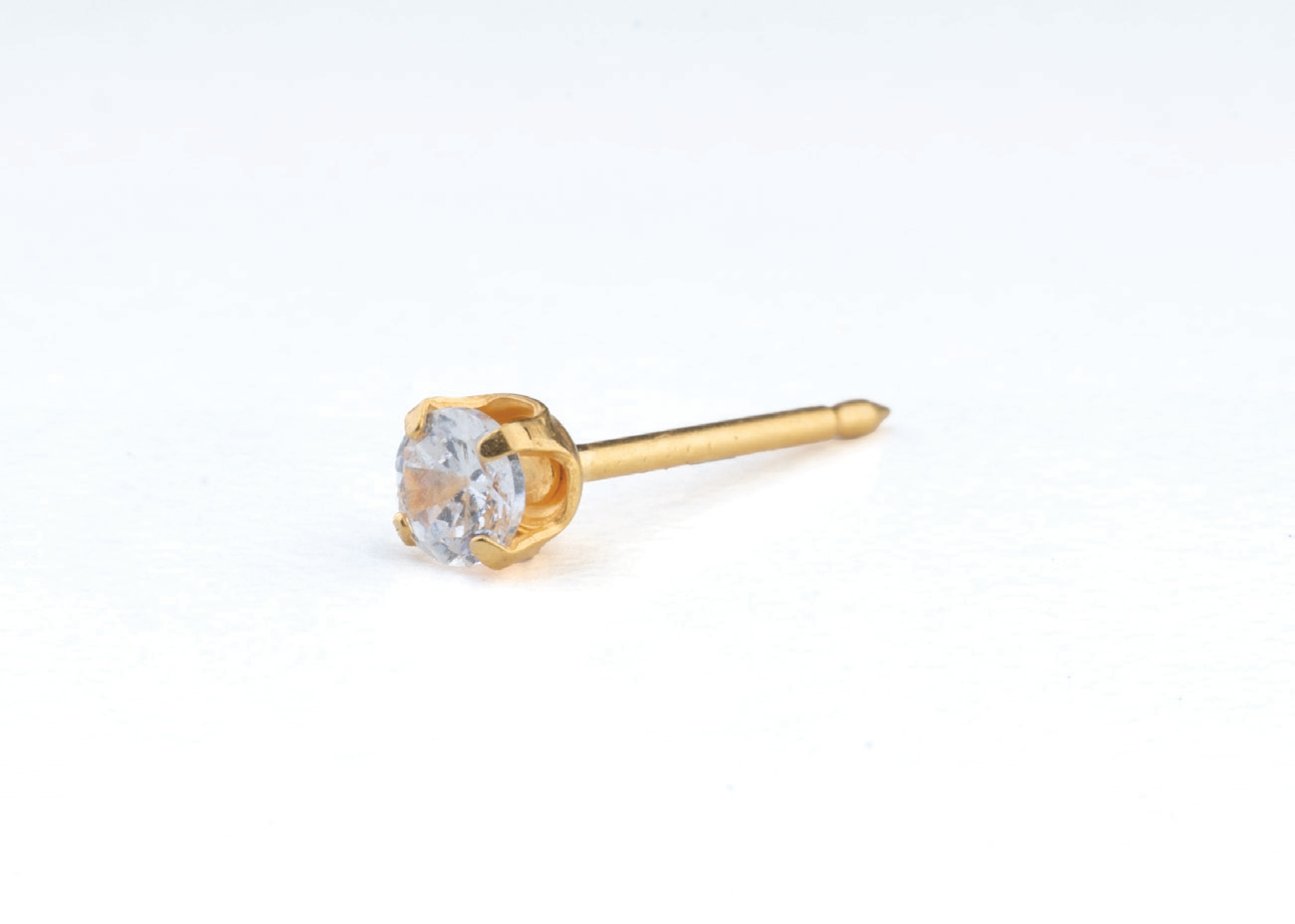 24KT gold-plated ear piercing stud, catalogue ref. 37C
